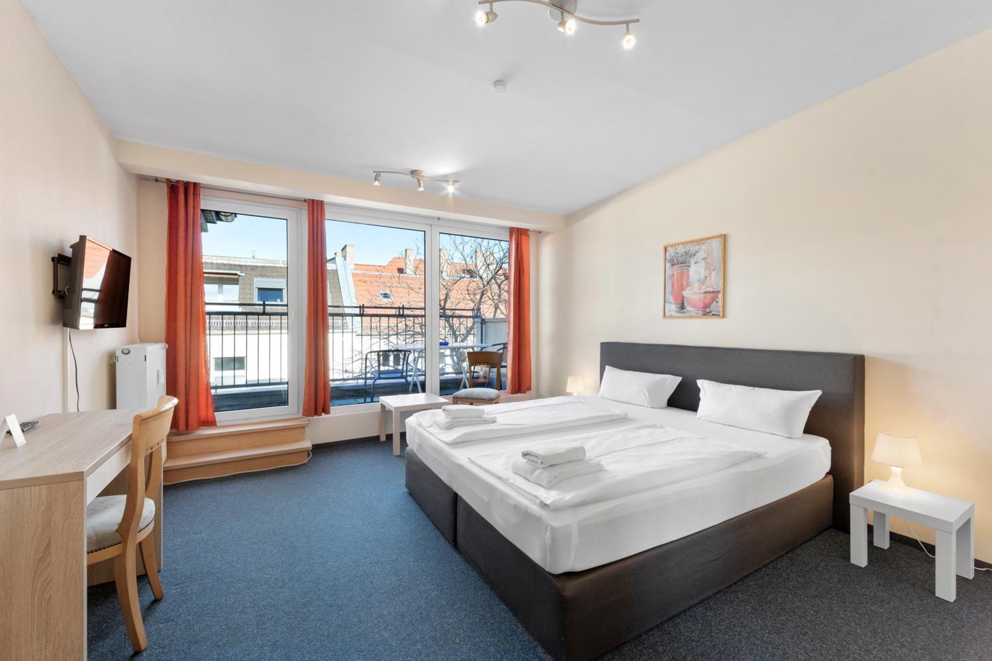 Comenius Hotel 2*