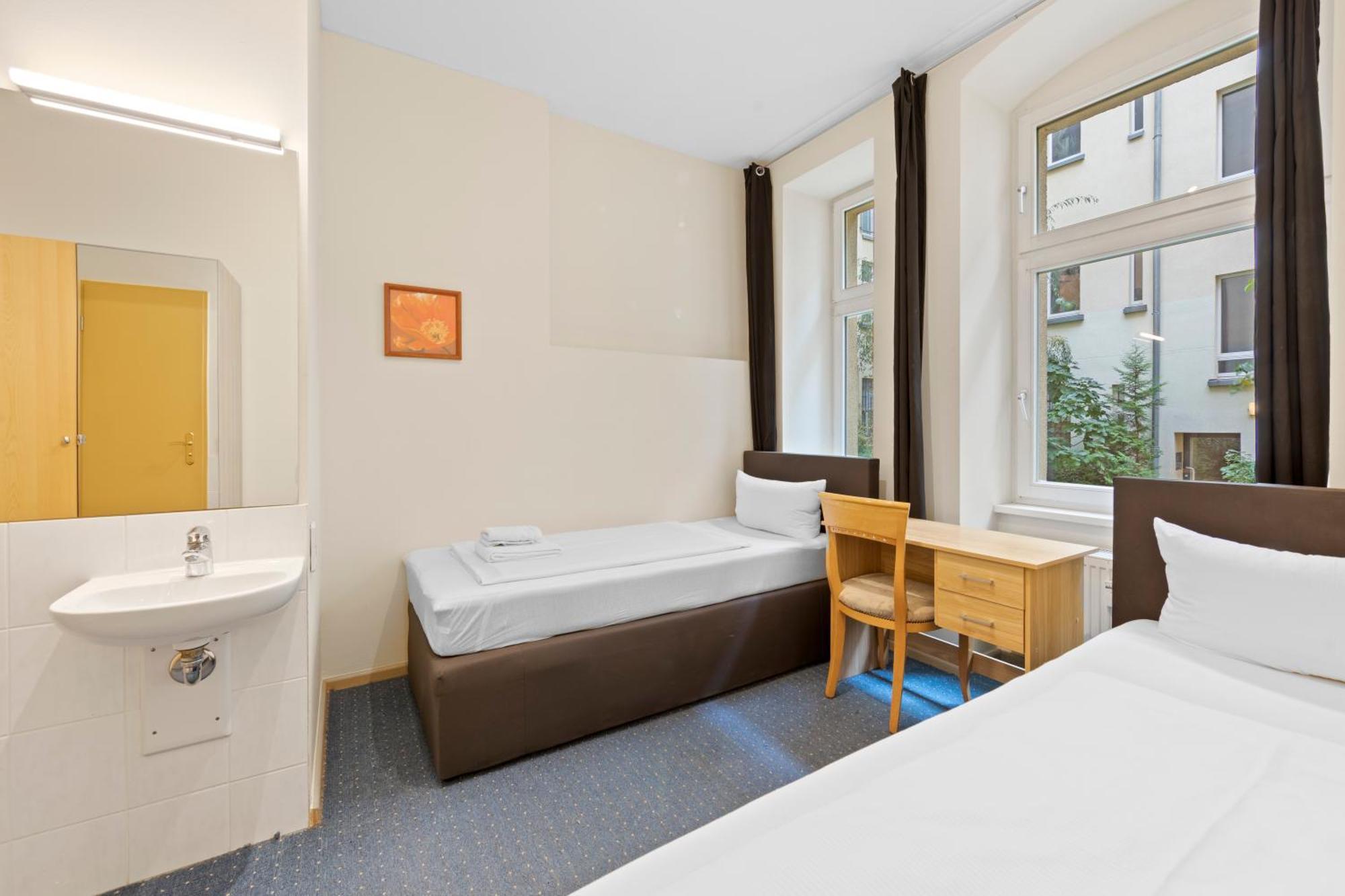 Hotel Comenius 2*